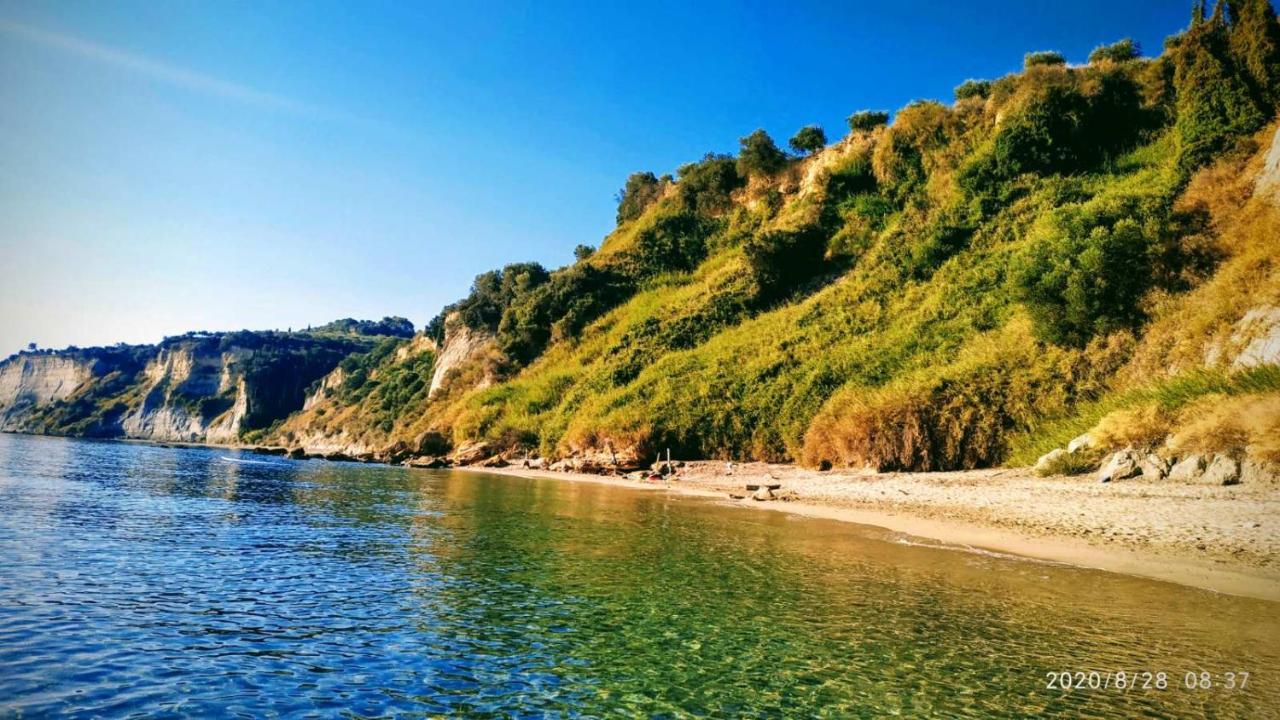 Villa Daphne, Messinia Near Koroni Kómboi エクステリア 写真