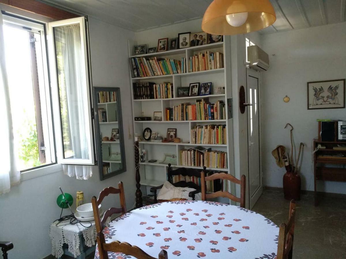 Villa Daphne, Messinia Near Koroni Kómboi エクステリア 写真